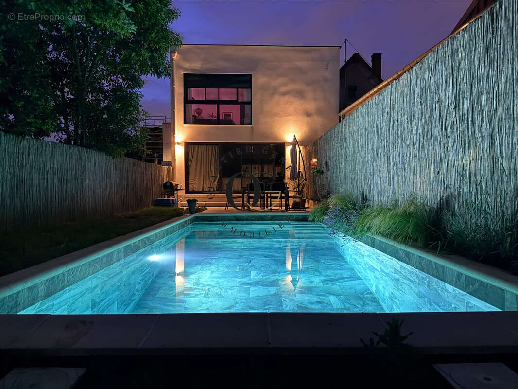 Maison à MONTREUIL