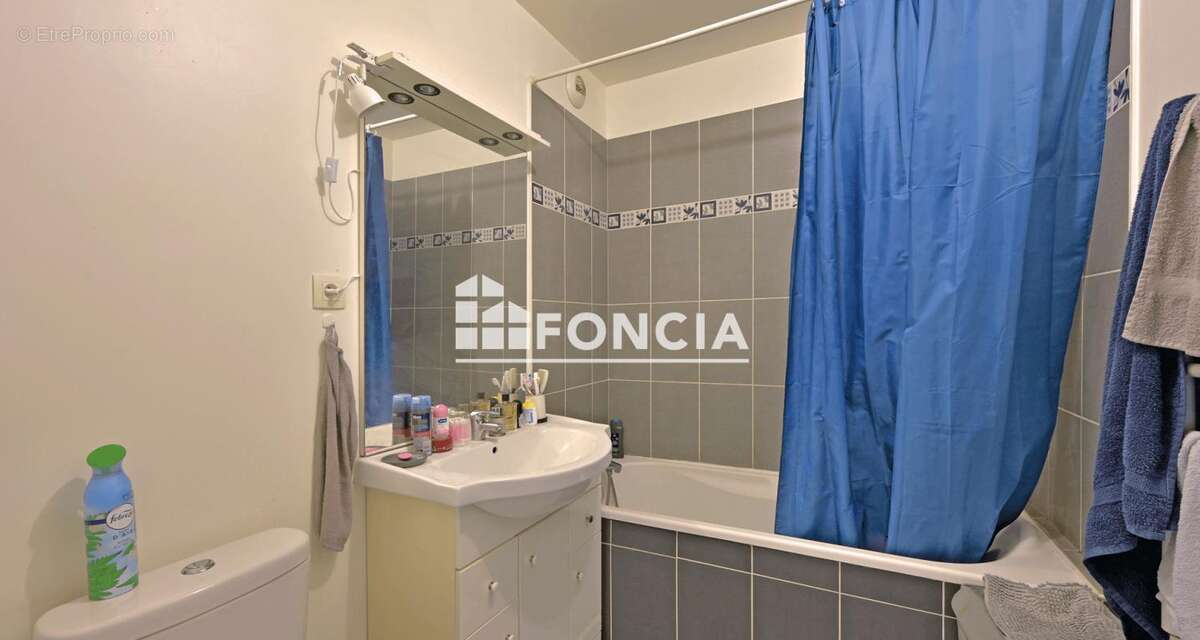 Appartement à JUVIGNAC