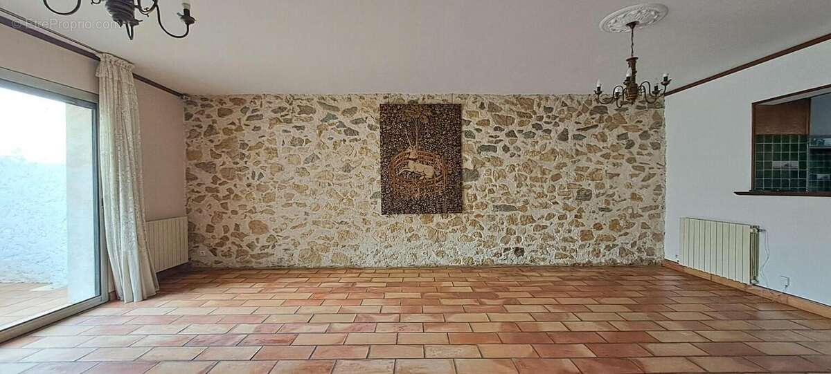 Maison à MARSEILLE-9E