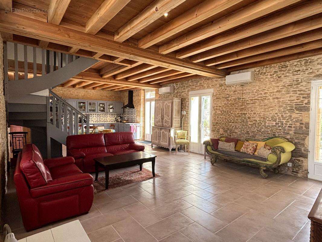 Propriété d’exception au cœur du village de Saint-Georges-d’Oléron - photo 13