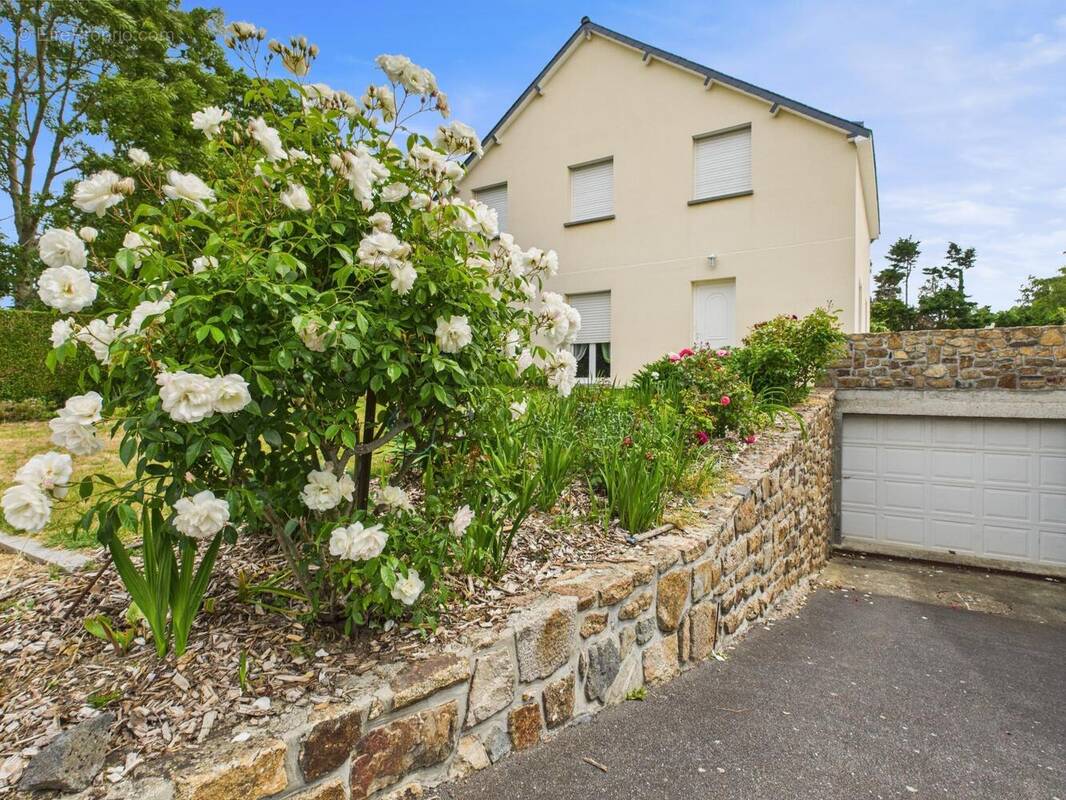 Photo 1 - Maison à AGON-COUTAINVILLE