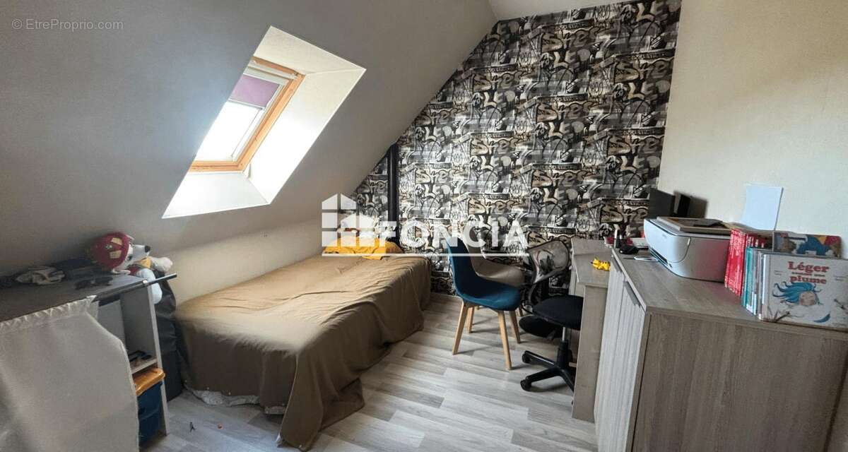 Maison à DOMFRONT-EN-CHAMPAGNE