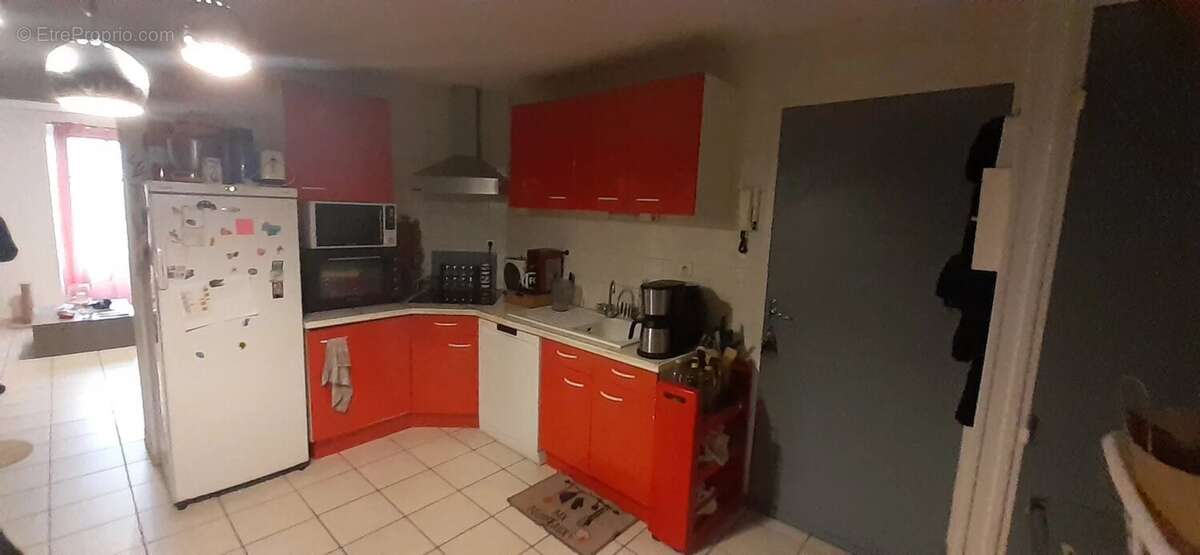 Appartement à POLMINHAC