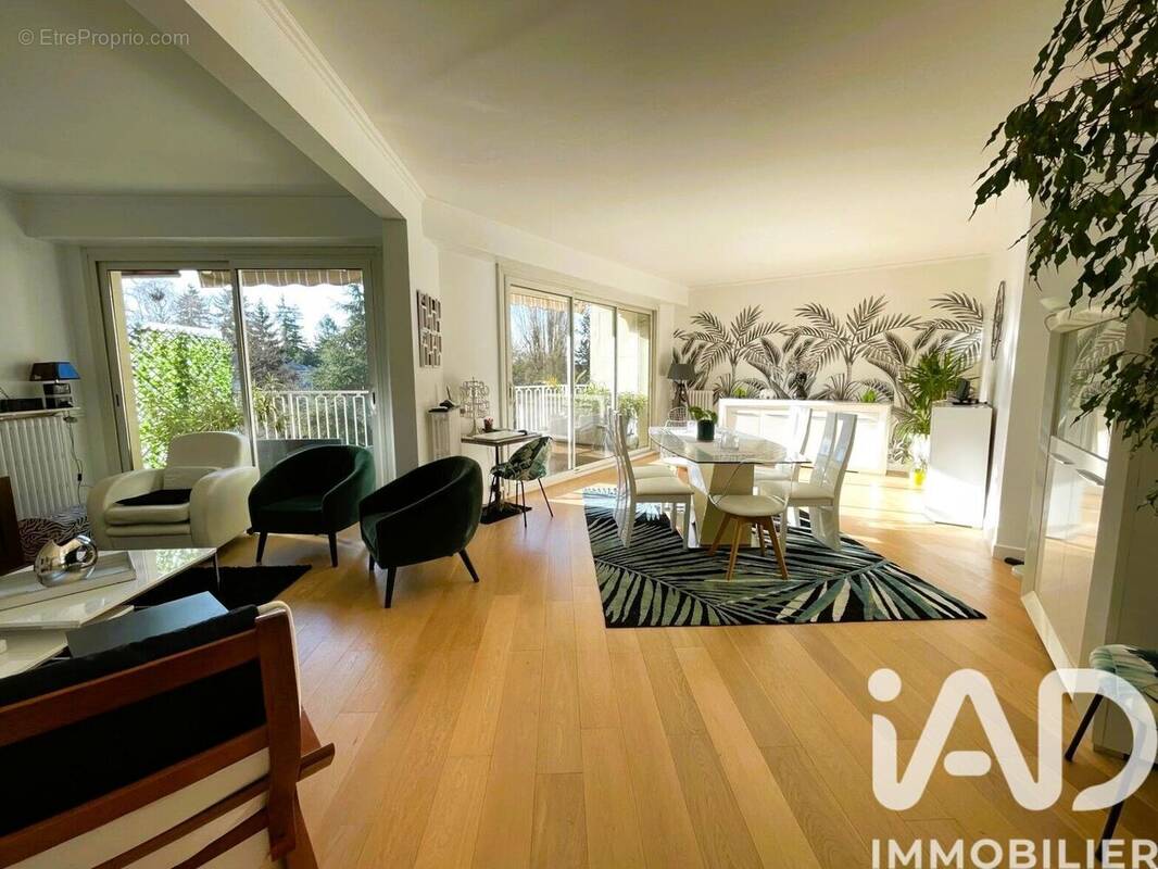 Photo 1 - Appartement à AVRILLE