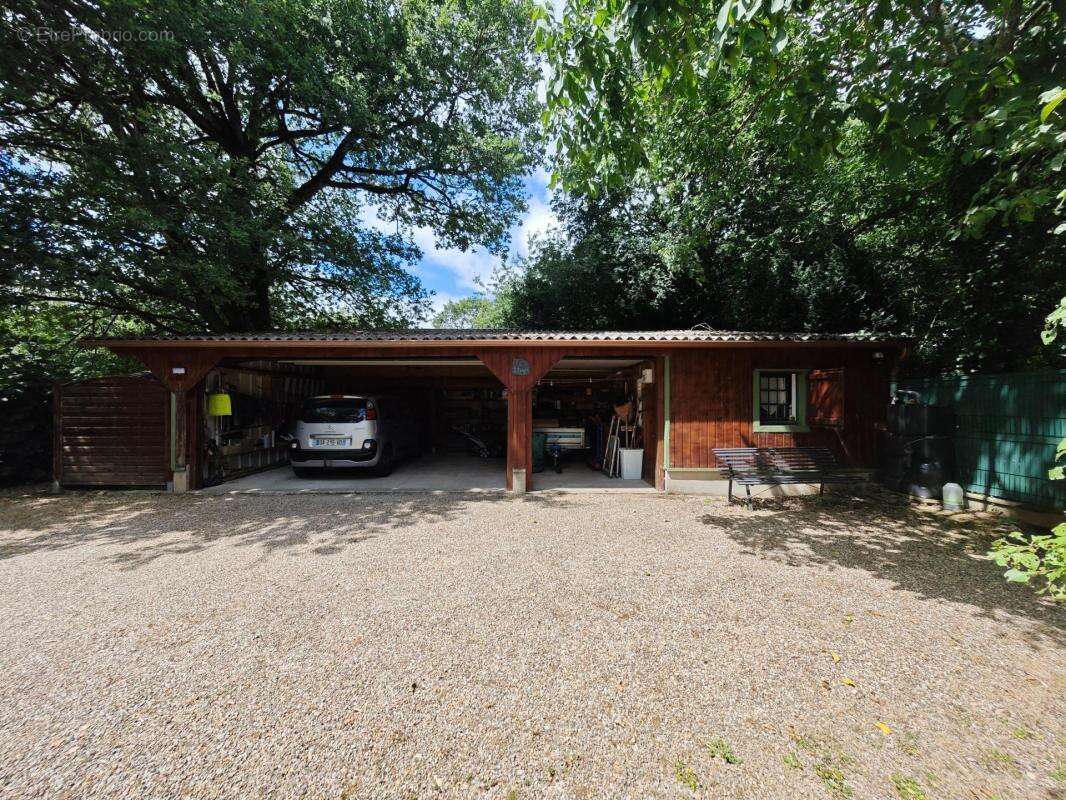 Maison en pierre avec double garage - photo 6