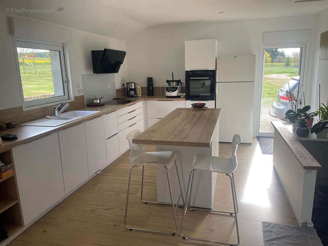 Maison à SAINT-MARS-DU-DESERT