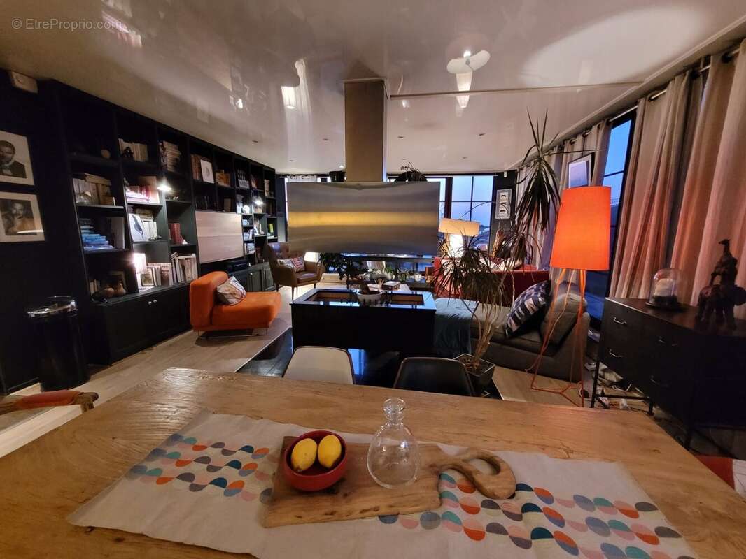 Appartement à TORCY