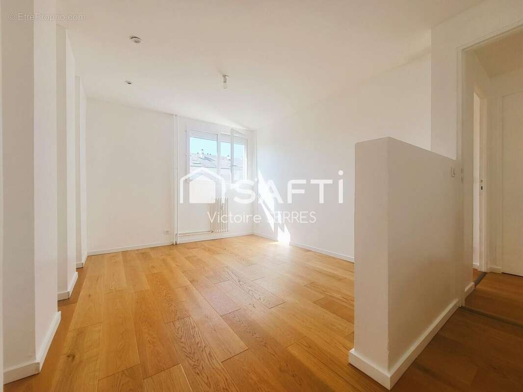 Photo 6 - Appartement à CAEN