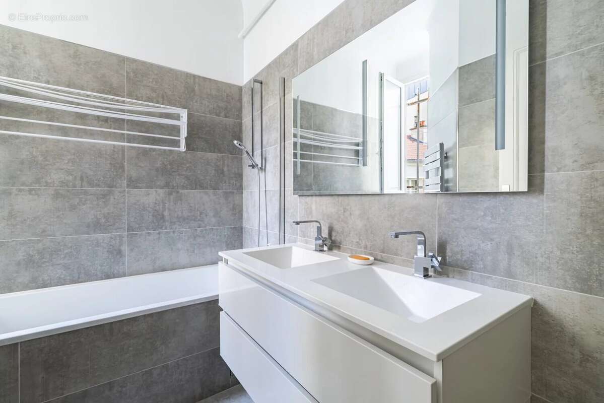 Appartement à BOULOGNE-BILLANCOURT