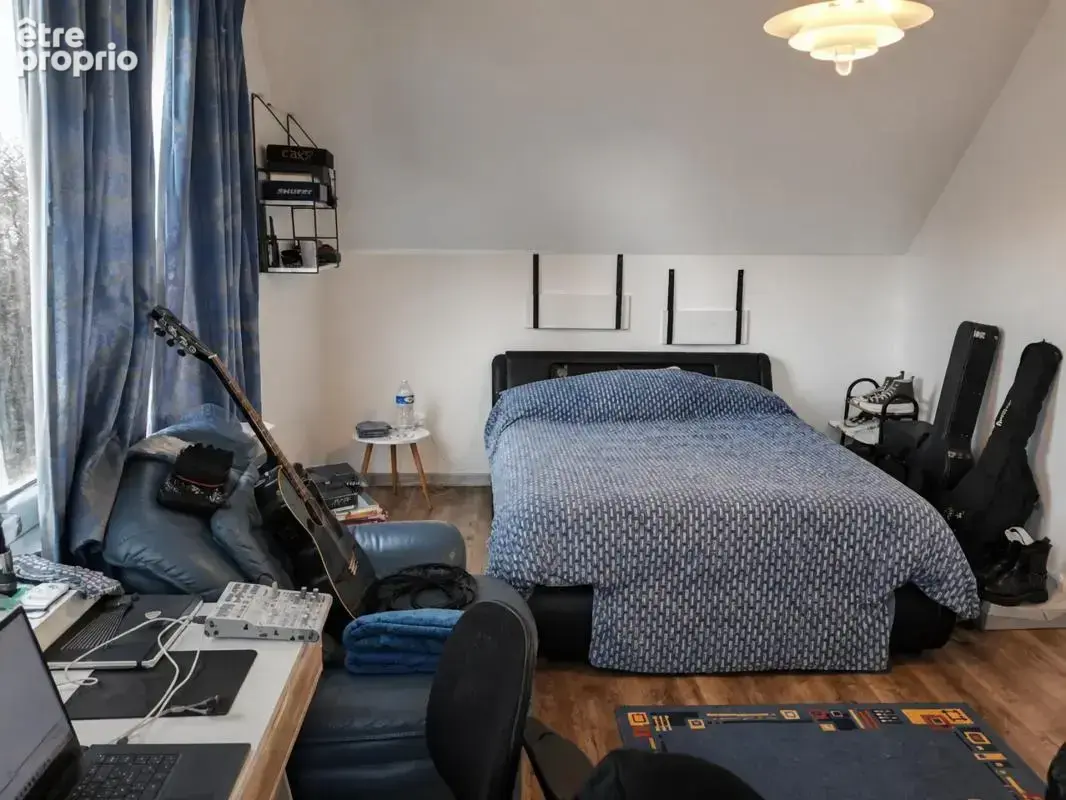 Maison de 5 pièces de 95 m² à Rubelles - photo 8