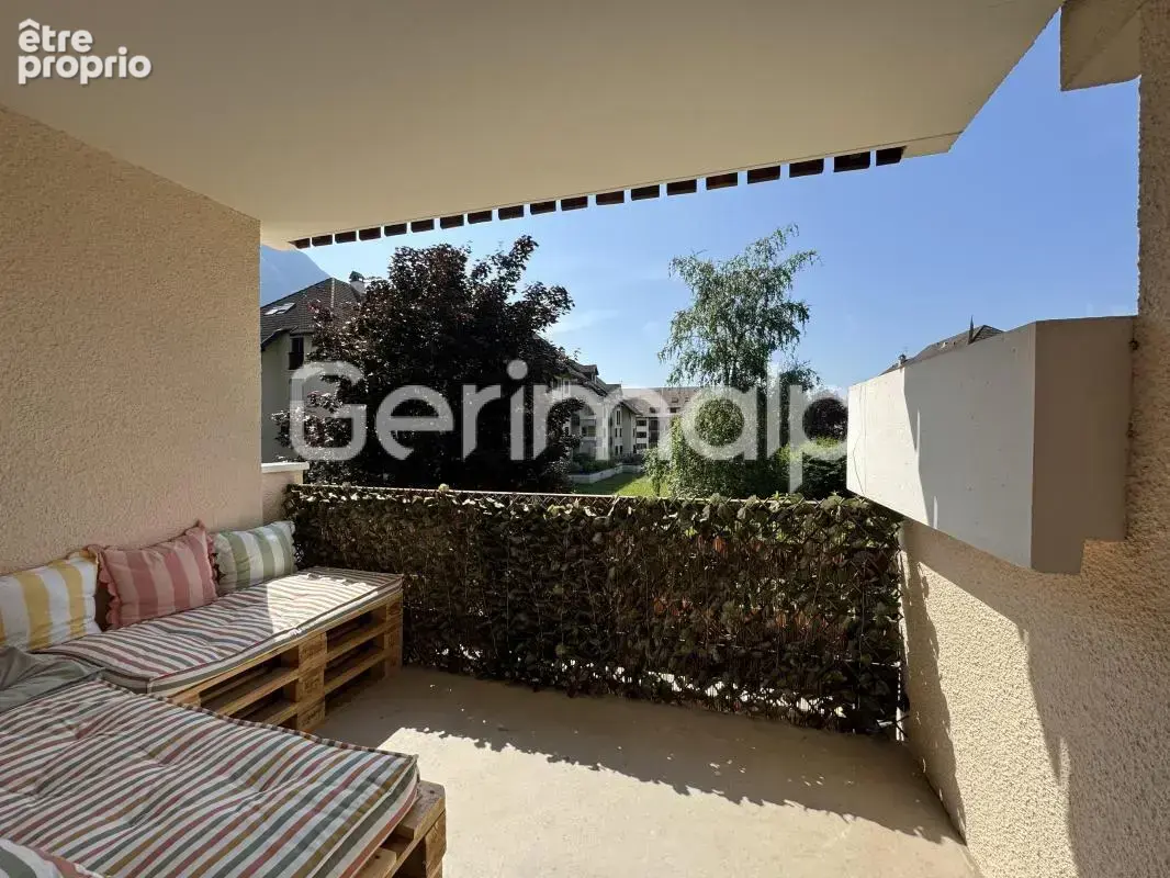 Vente - Appartement - 2 pièces + cuisine - 50,52 m² - 330 000 € - photo 5