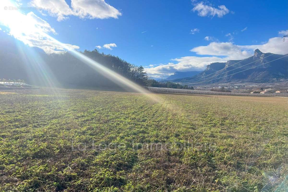 Terrain à CURBANS