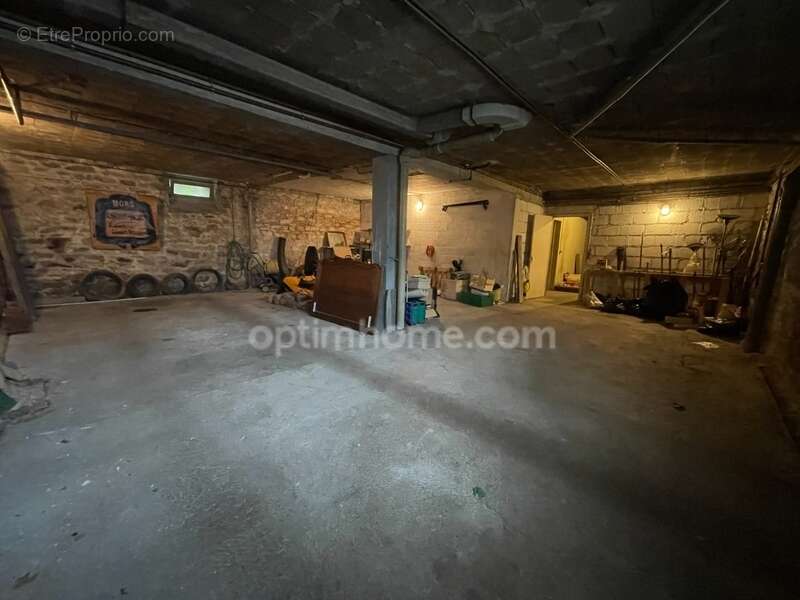 Maison à CHATEAUPONSAC