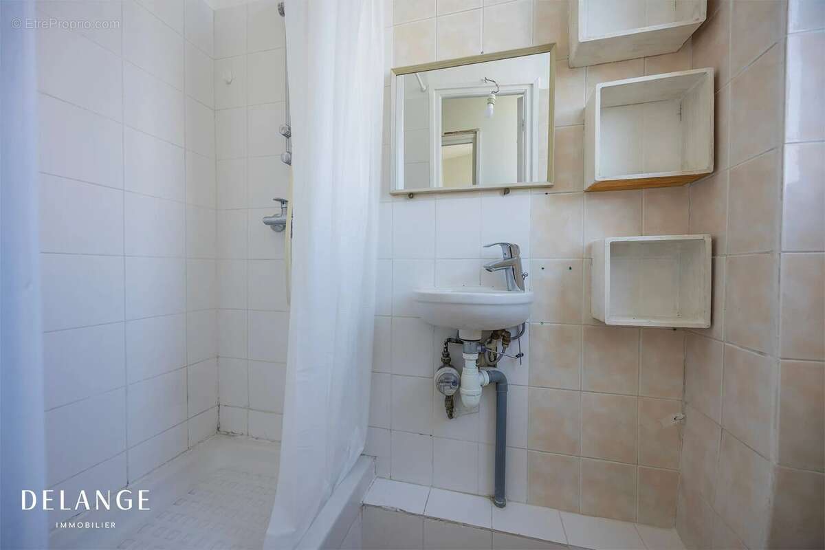Appartement à PARIS-19E