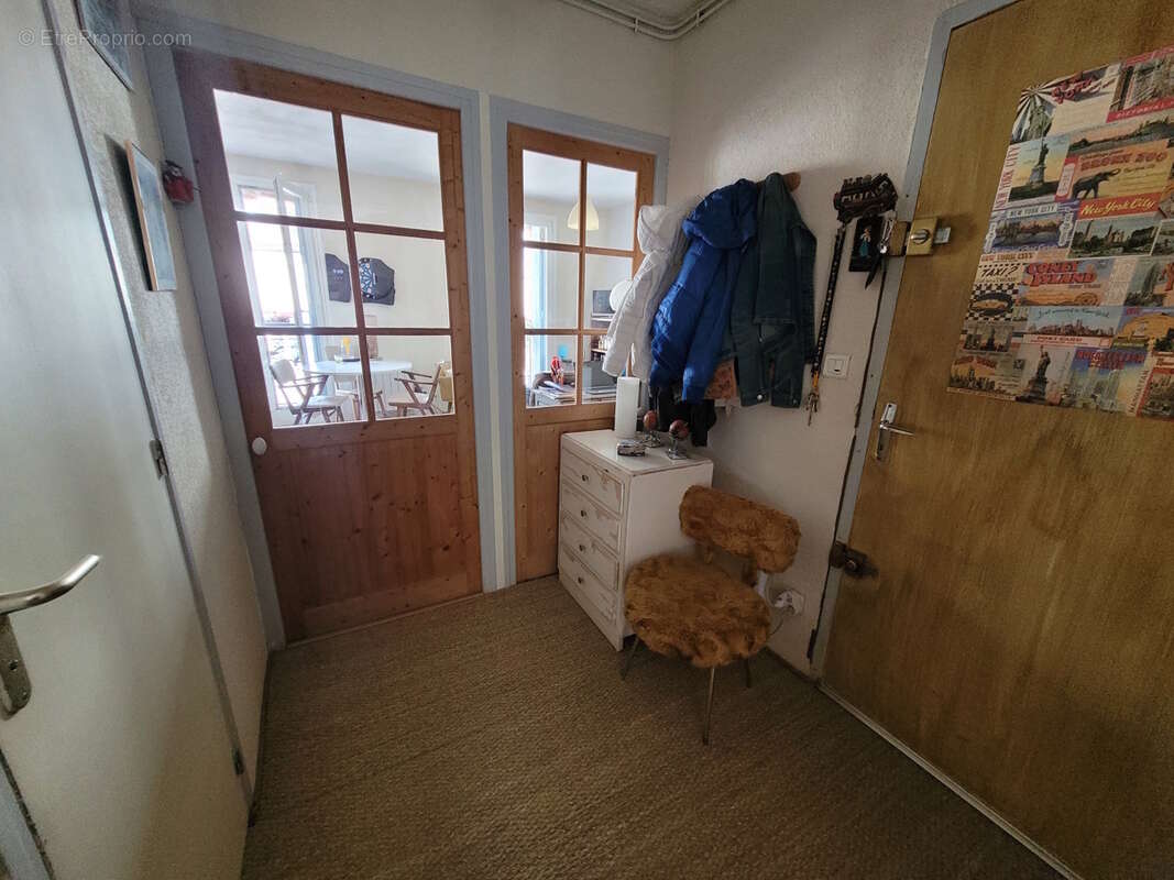 Appartement à SAINT-GENIES-DE-FONTEDIT