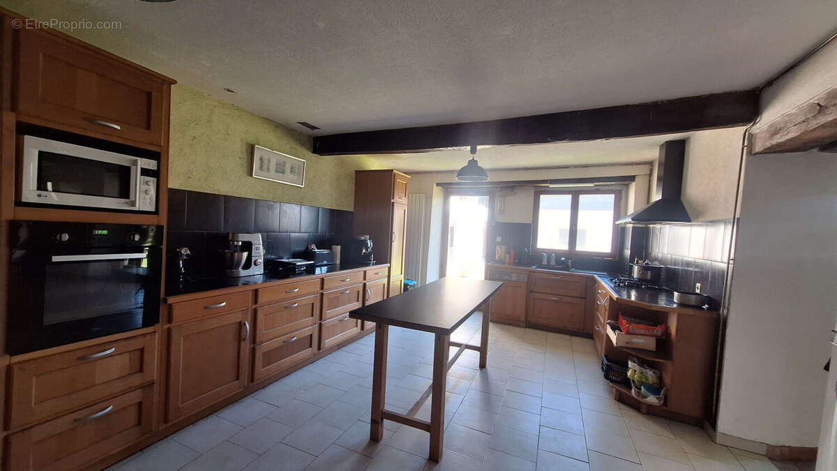 Maison à SAINT-MARTORY