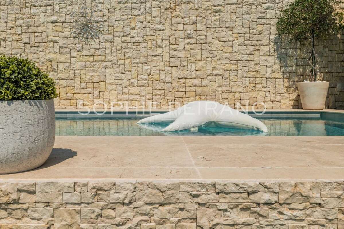 Exclusivité - biot - villa avec piscine - photo 10