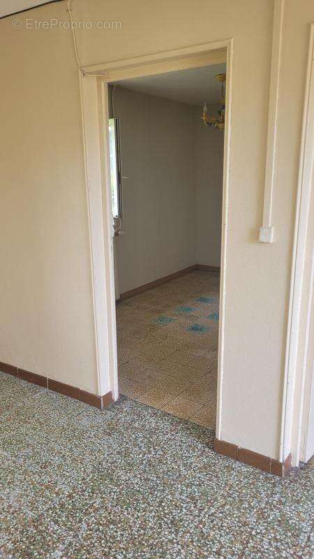 Maison à LA CHAPELLE-SAINT-MESMIN