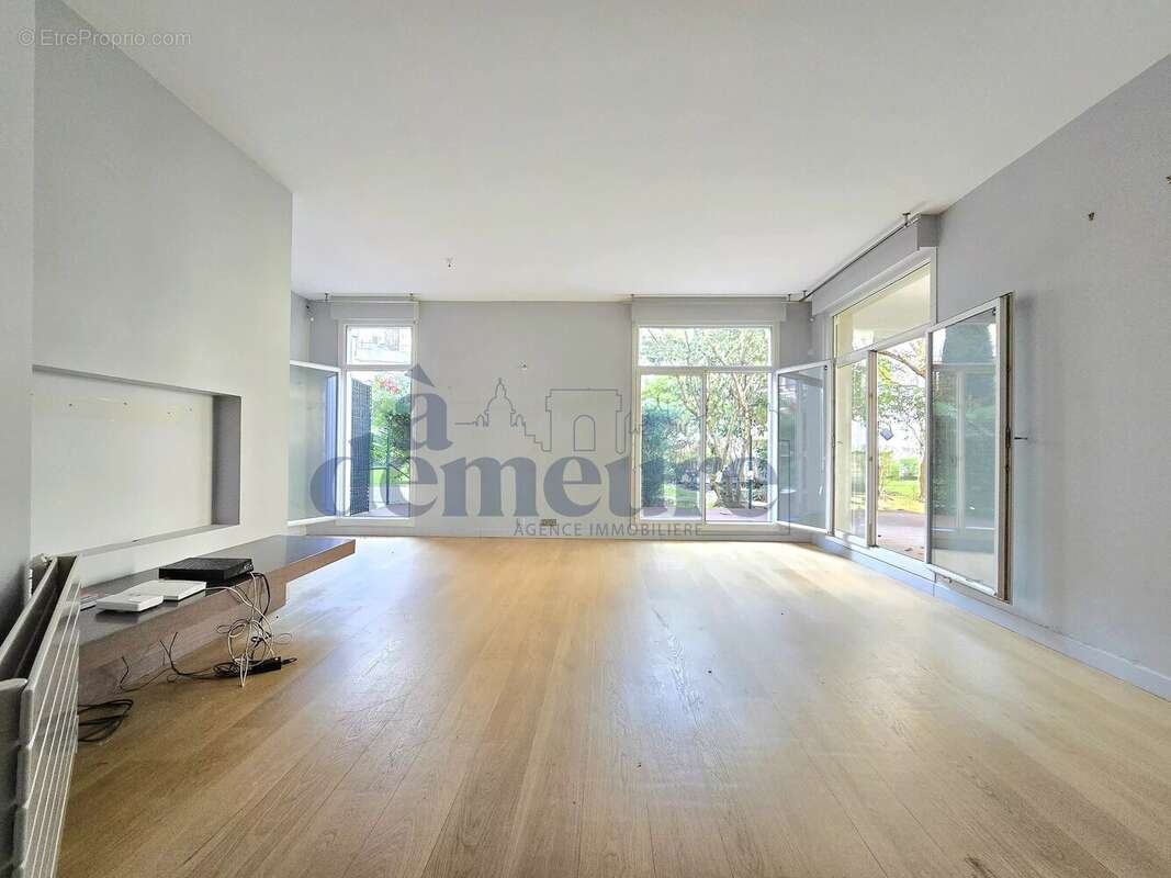 Appartement à ISSY-LES-MOULINEAUX