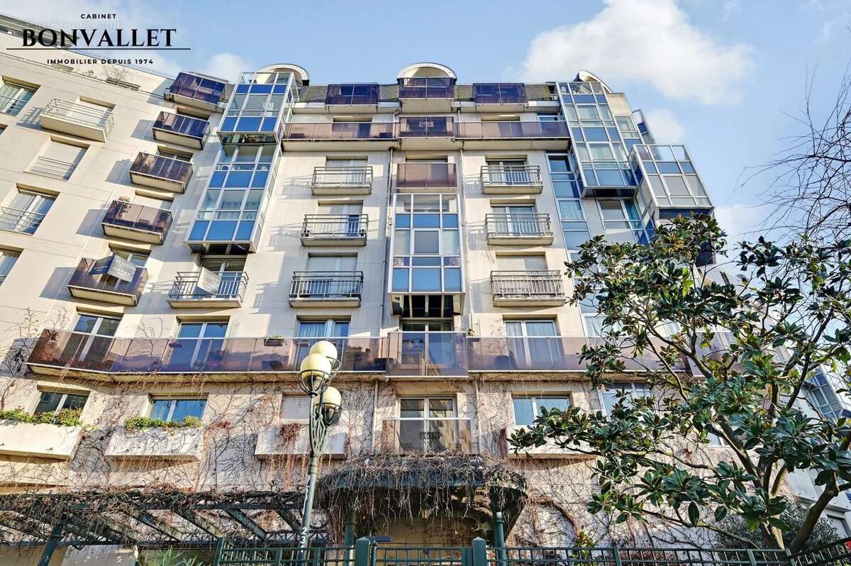 Appartement à PARIS-15E