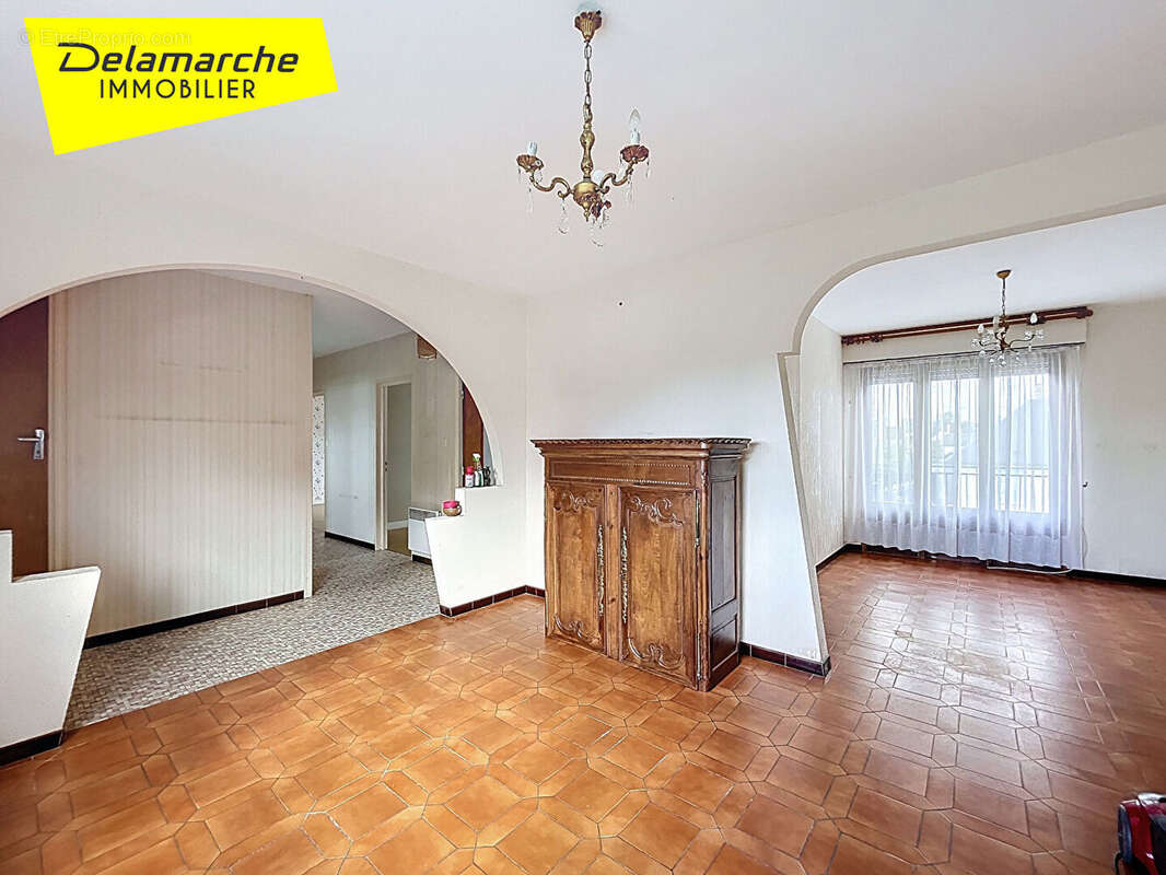 Maison à BREHAL