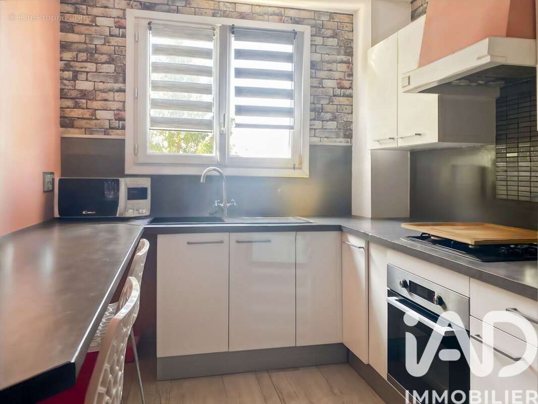 Photo 3 - Appartement à BRIE-COMTE-ROBERT