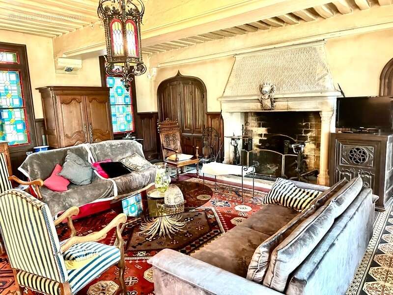 Magnifique Manoir XVIe de 500 m2 au cœur d’un parc Lenôtre de 2 hectares - photo 12