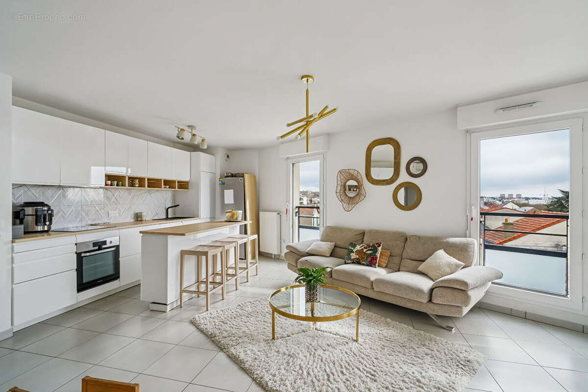 Appartement à ROMAINVILLE