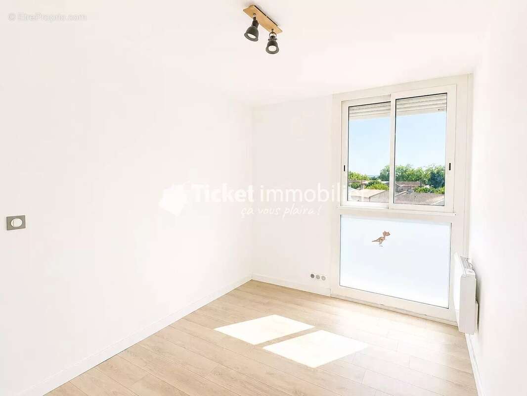 Appartement Cugnaux 4 pièces 90 m² – Traversant et avec un garage - photo 4