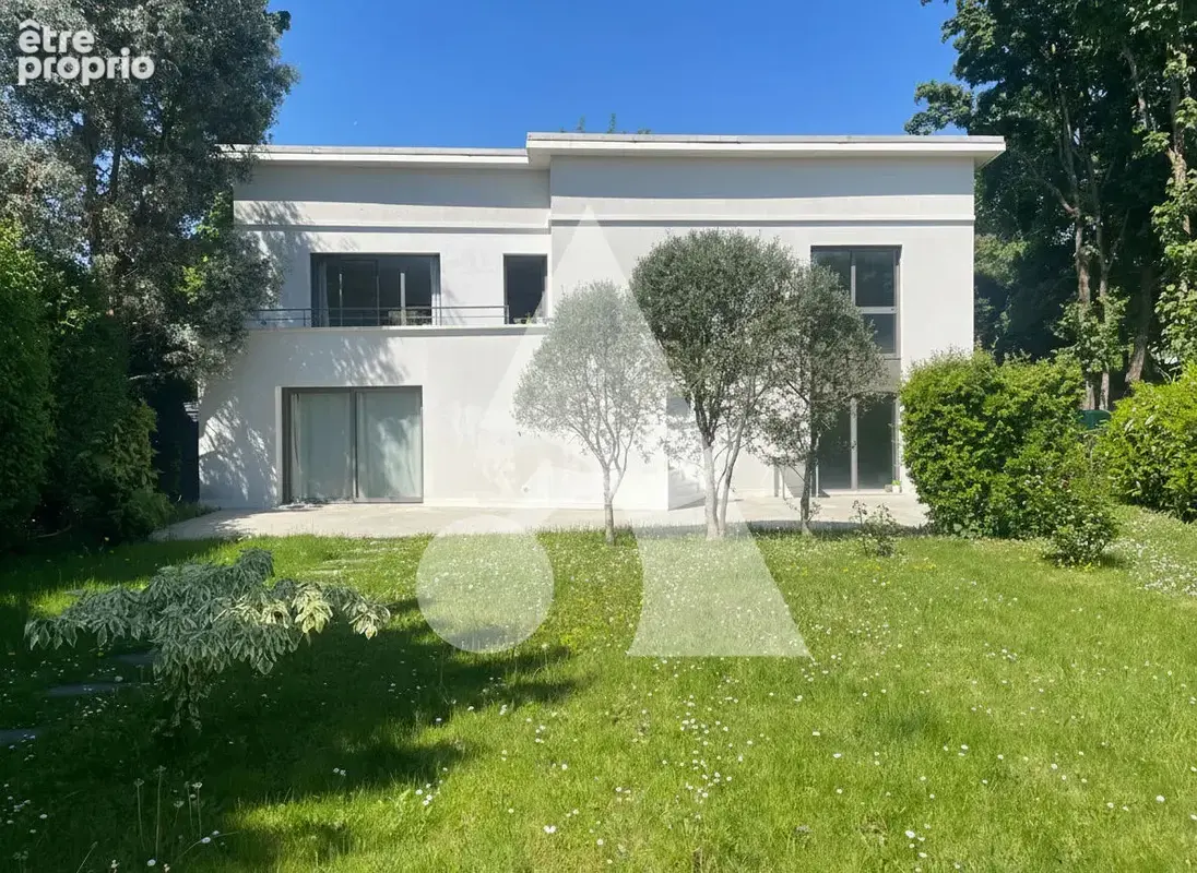 Photo Maison à Saint-Gratien au prix de 880 000€