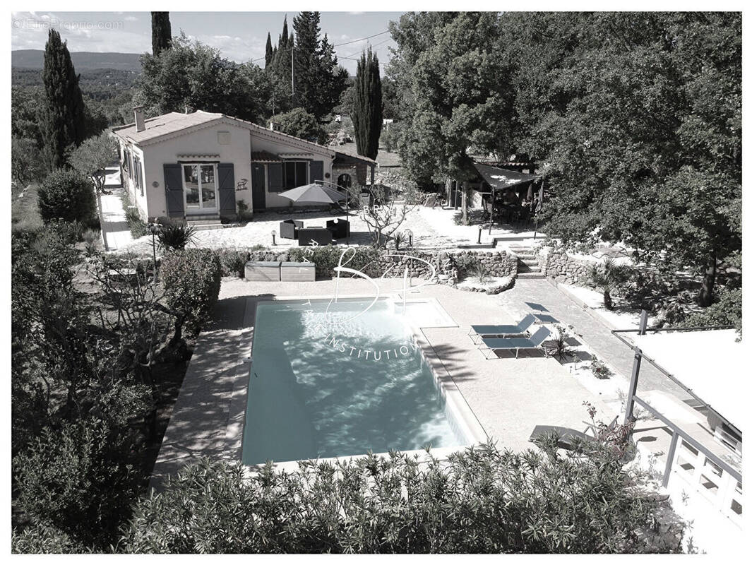 Maison à LORGUES
