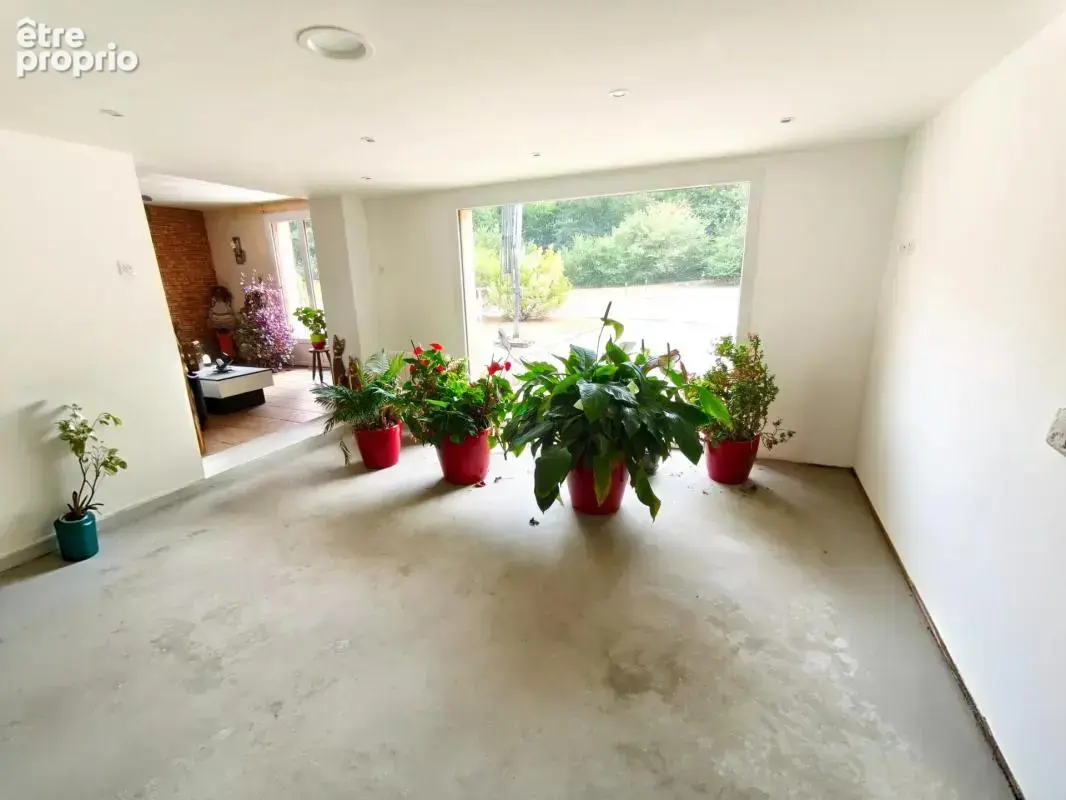 pavillon 186m² en forêt : 5 ch. sur plus de 2000m² - photo 6