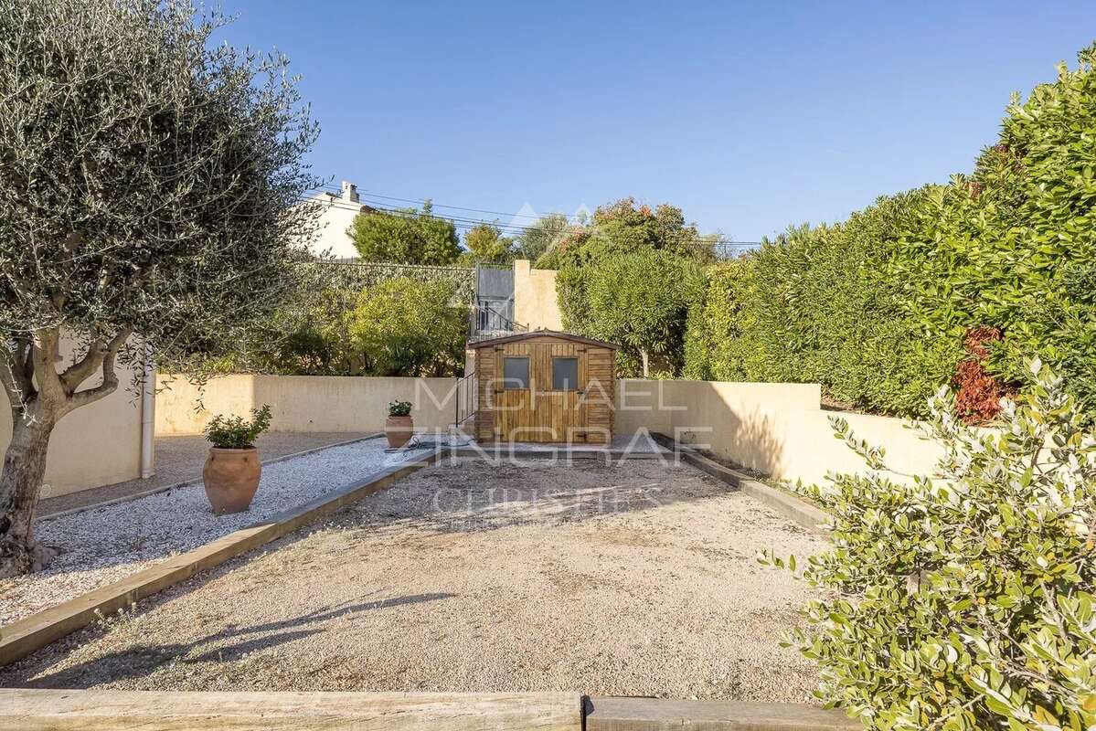 Maison à SAINT-LAURENT-DU-VAR