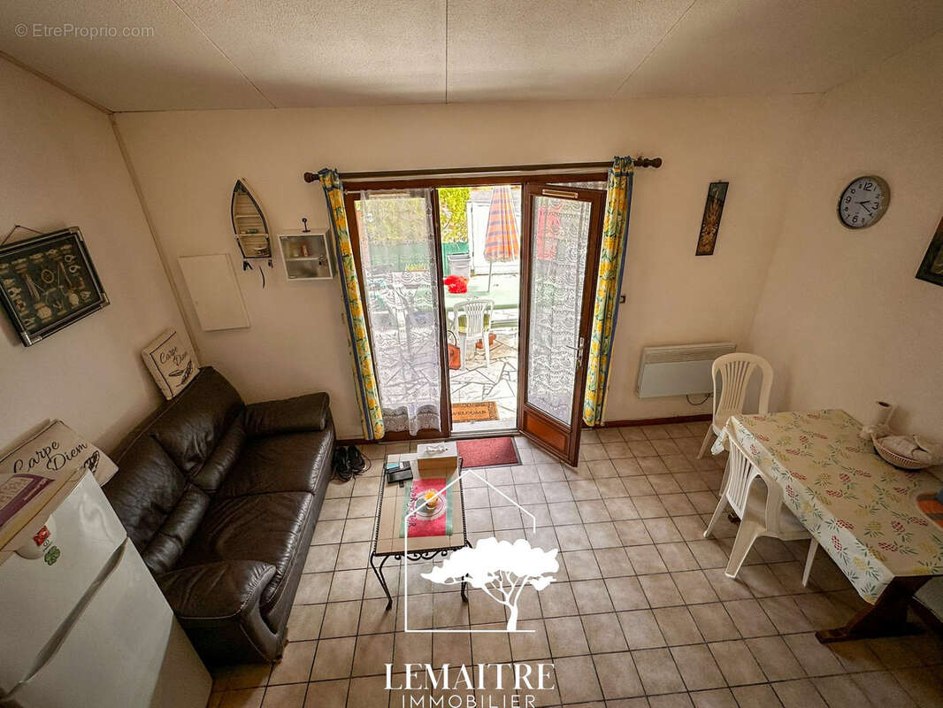 Maison à LES MATHES