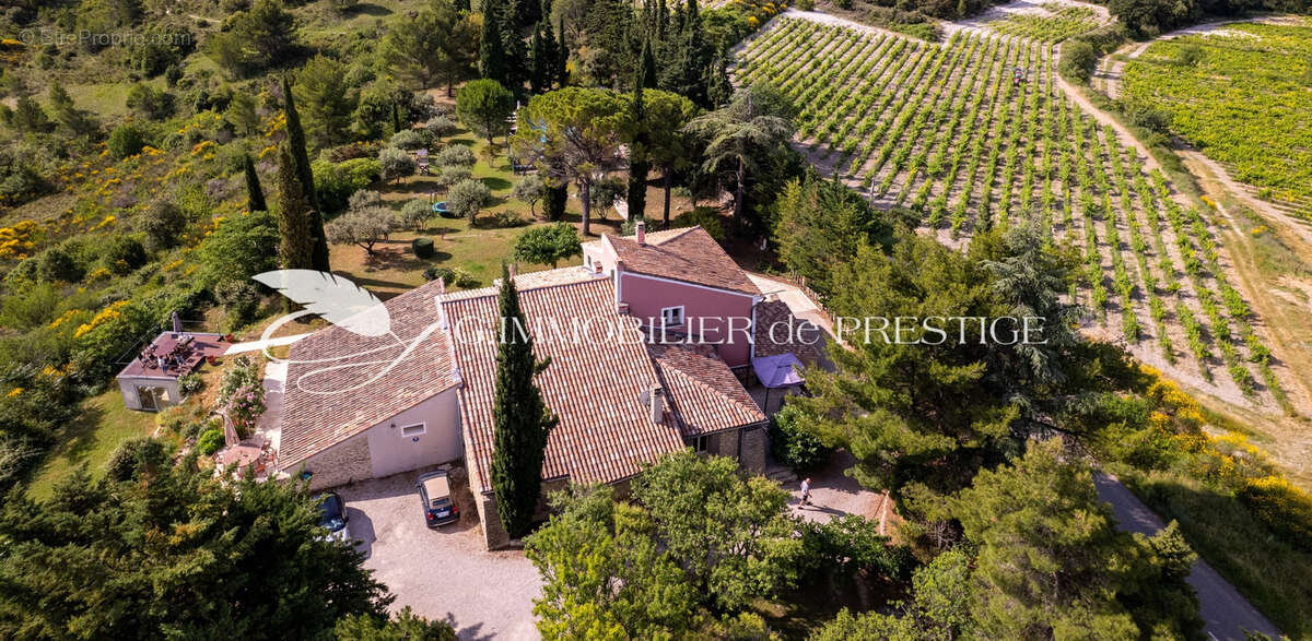 En exclusivité, une bastide familiale avec gîtes et vue imprenable sur le Ventoux - photo 11