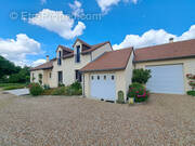 Maison à CHATELLERAULT