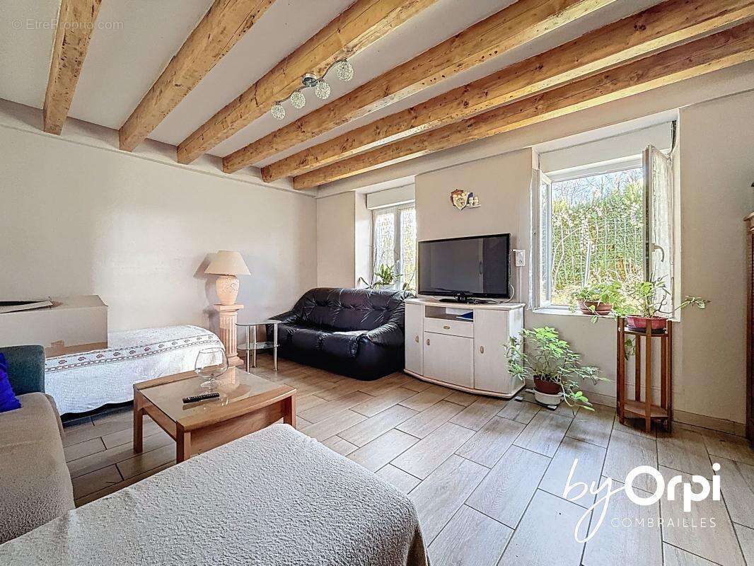 Maison à SAINT-ELOY-LES-MINES