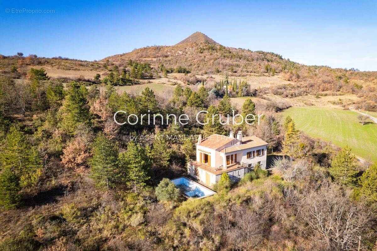 Maison à CHAMPTERCIER