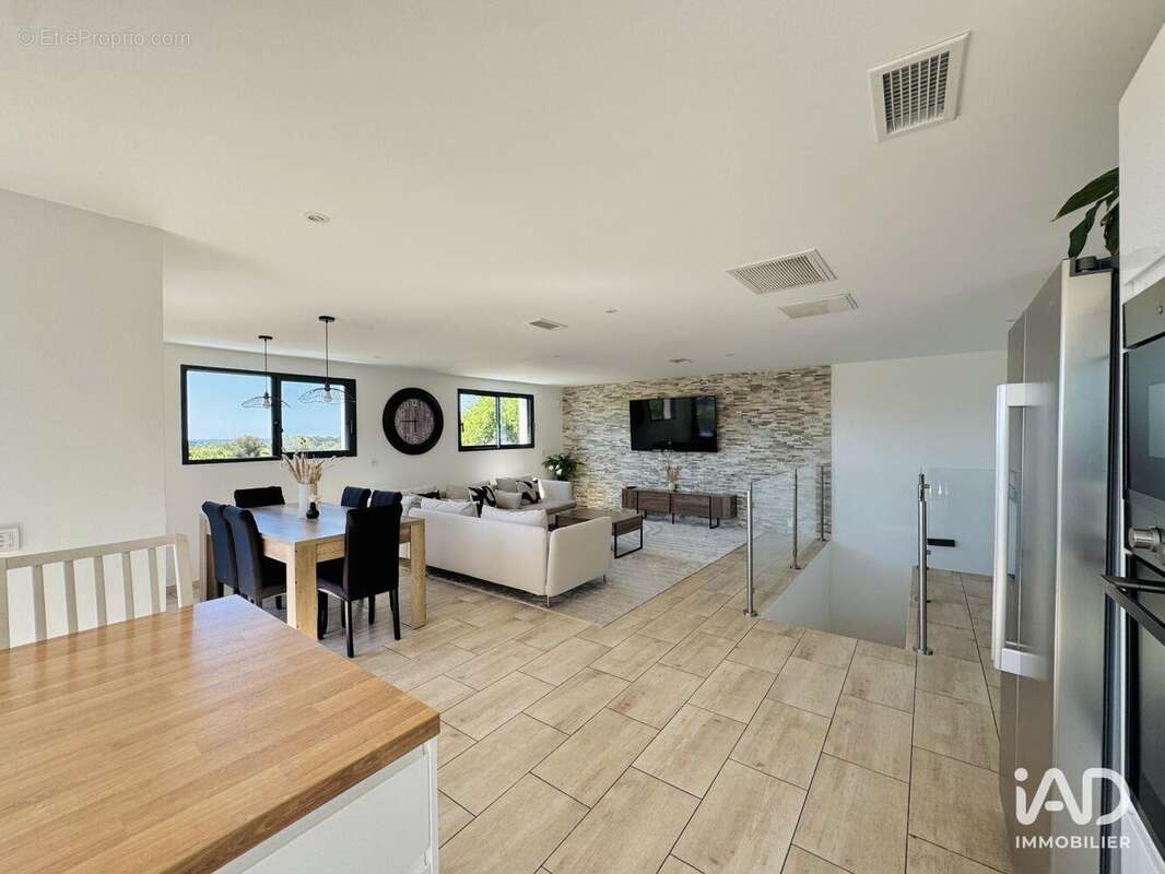 Photo 3 - Maison à LA GARDE