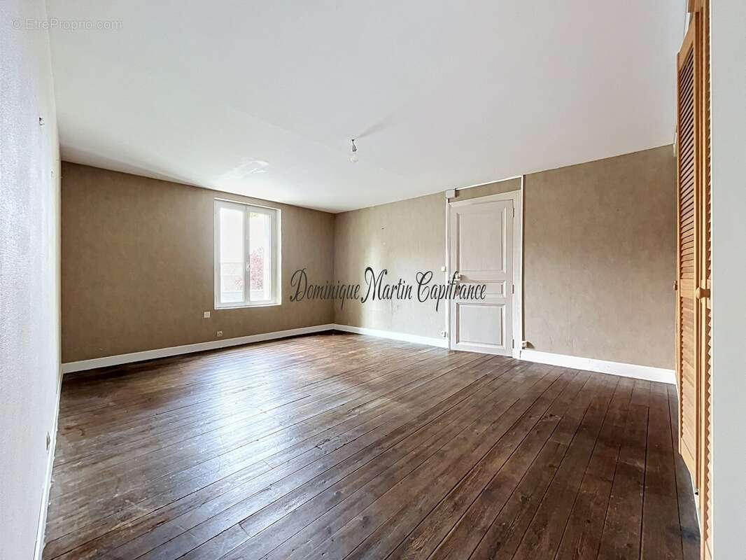Poncé-sur-le-loir (72)-maison a vendre– 4 chambres, espace indépendant, garage et dépendance – prête à vivre - photo 18
