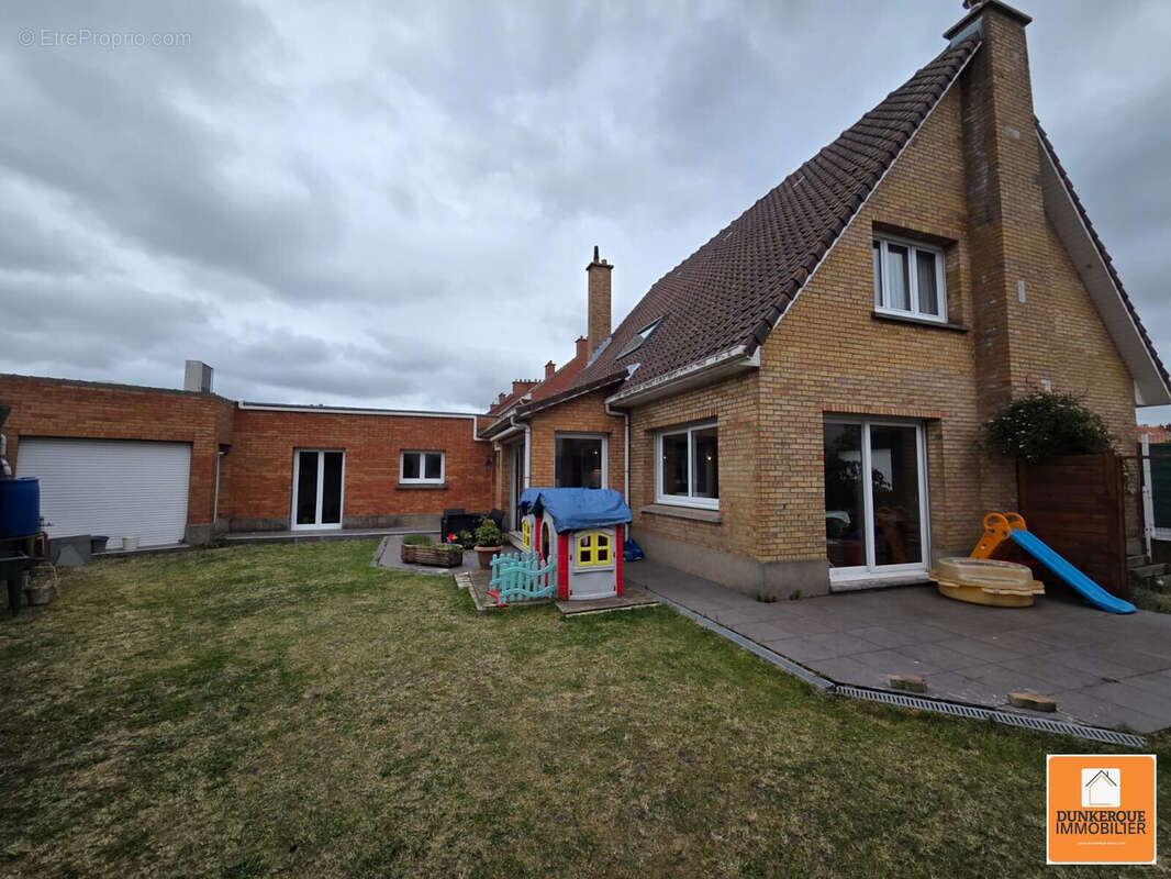 Maison à COUDEKERQUE-BRANCHE