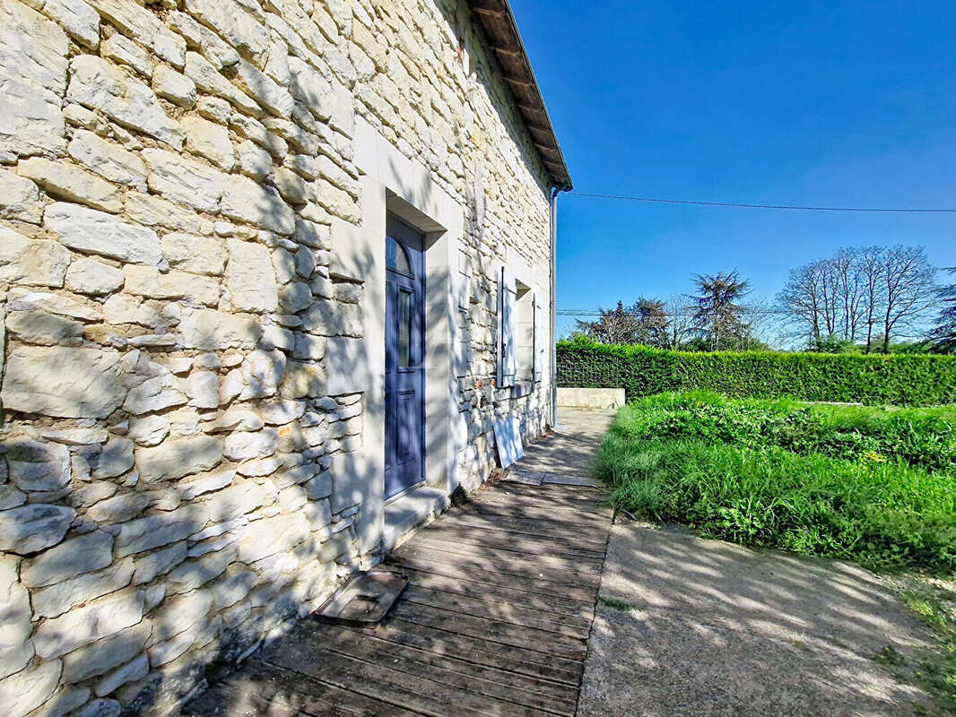 Maison à CIZAY-LA-MADELEINE
