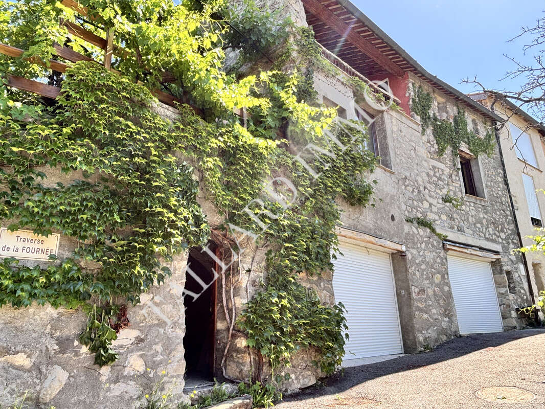 Venterol, maison 163 m2 + grages, caves et jardin. - photo 38