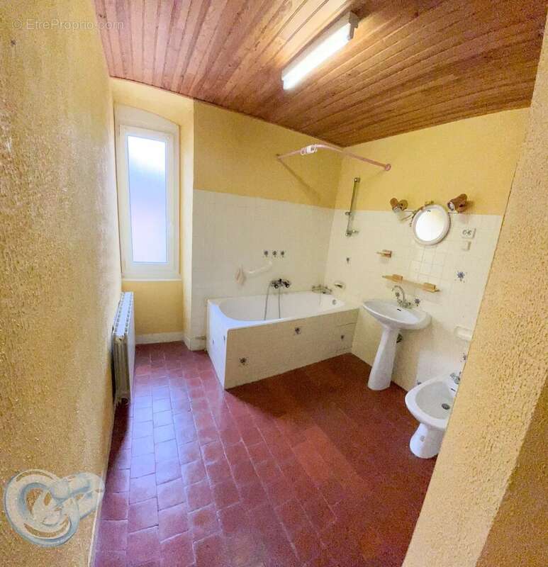 Maison à SAINT-CHRISTOL