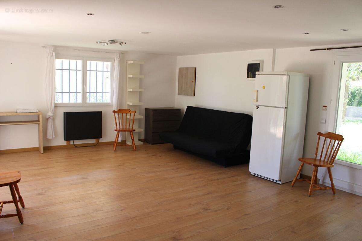 Maison à MEJANNES-LE-CLAP
