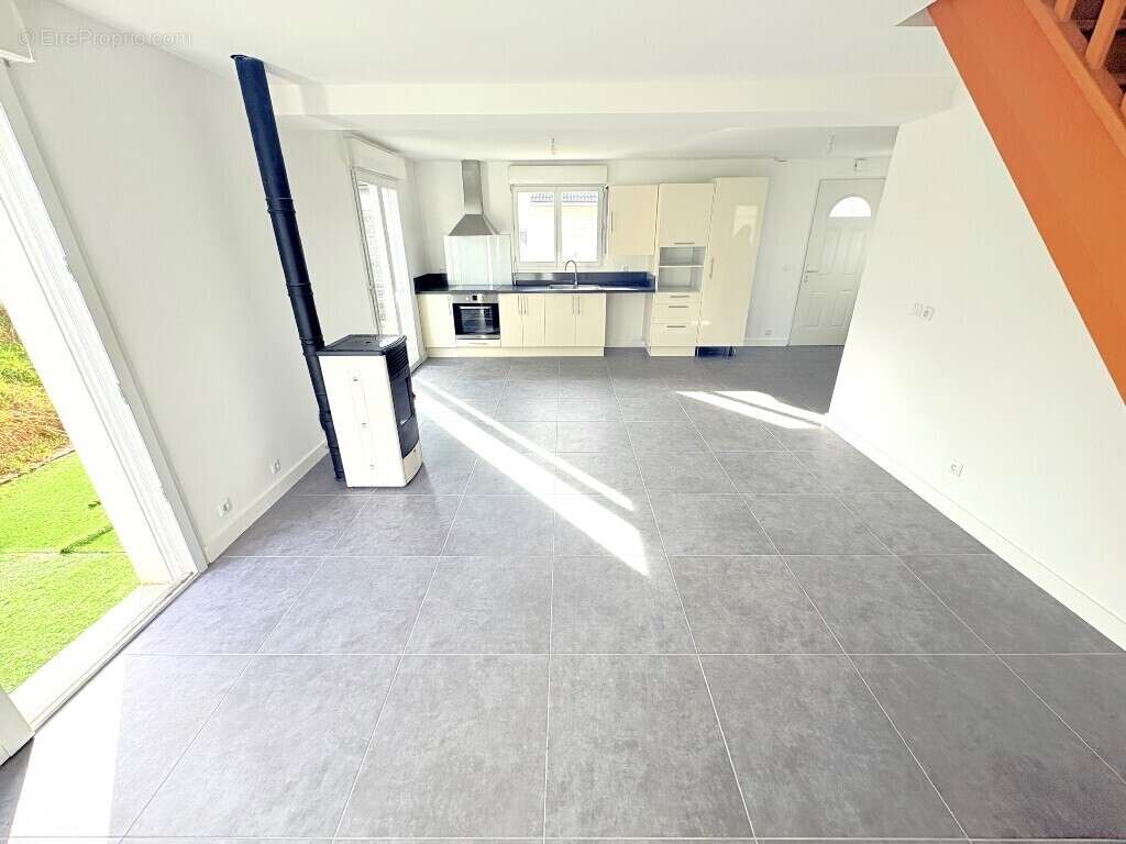 Maison à ALBY-SUR-CHERAN