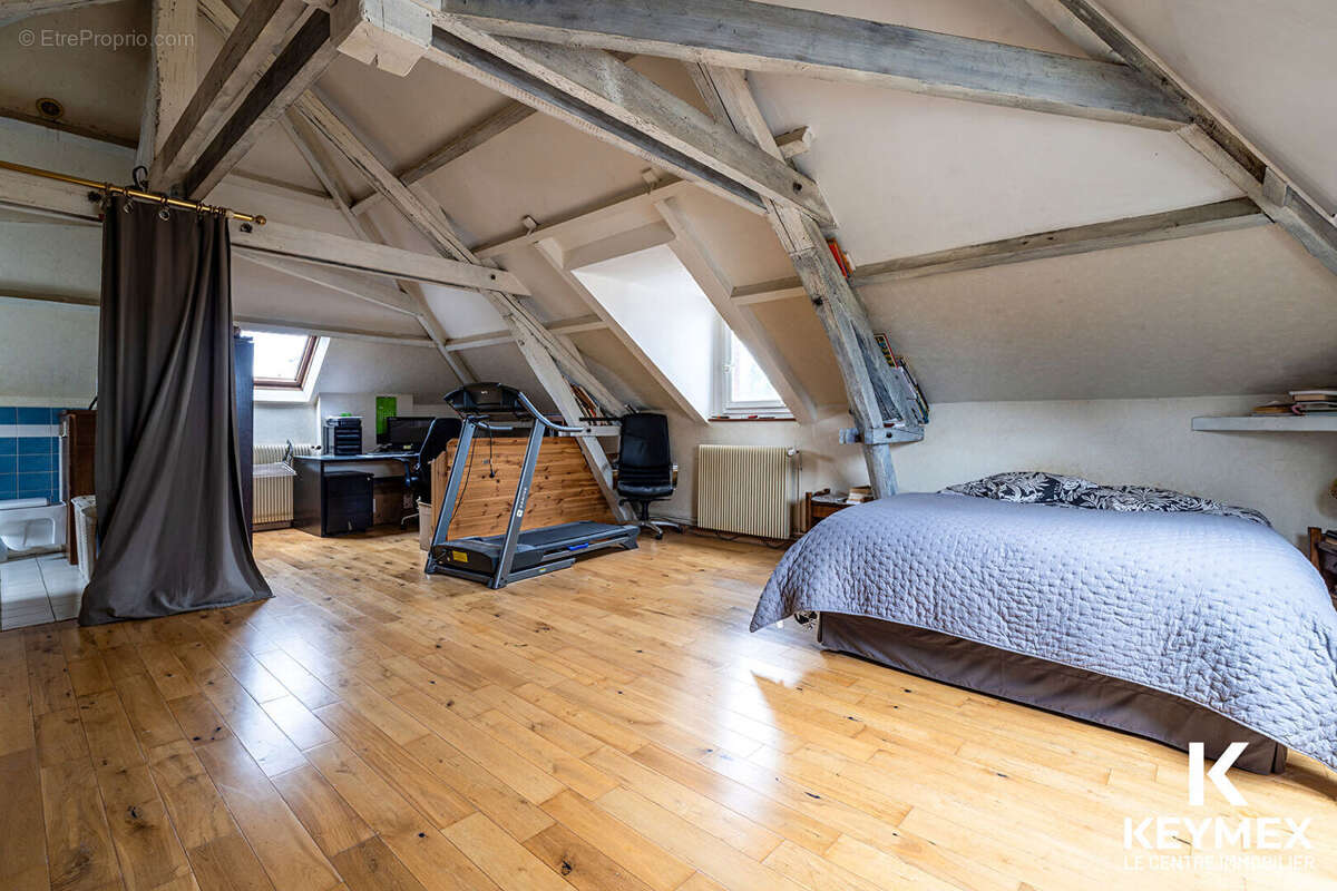 Maison à NEUILLY-EN-THELLE