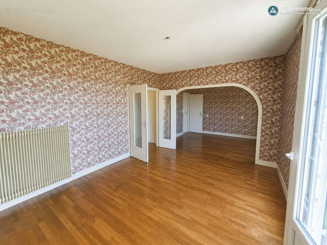 Maison 94 m² à Montlucon  - photo 3