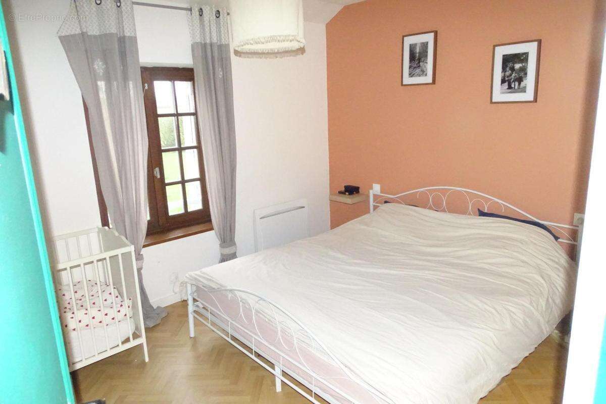 Maison à SAINT-AUBIN-D'AUBIGNE