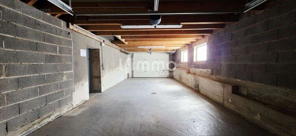 Maison familiale 190 m² – 13,63 ares constructibles – Triple gar - photo 18